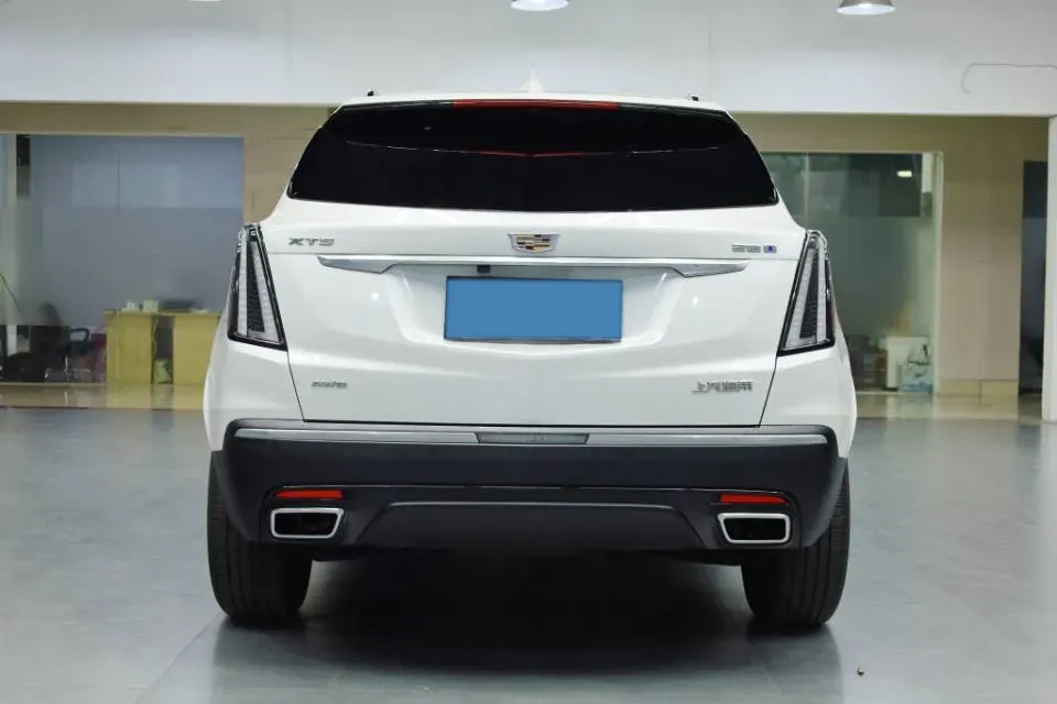 2022 Cadillac XT5 2.0T 237HP L4 9AT,autocango,china used car exporter,china ev exporter,chinese used car exporter,chinese used ev exporter