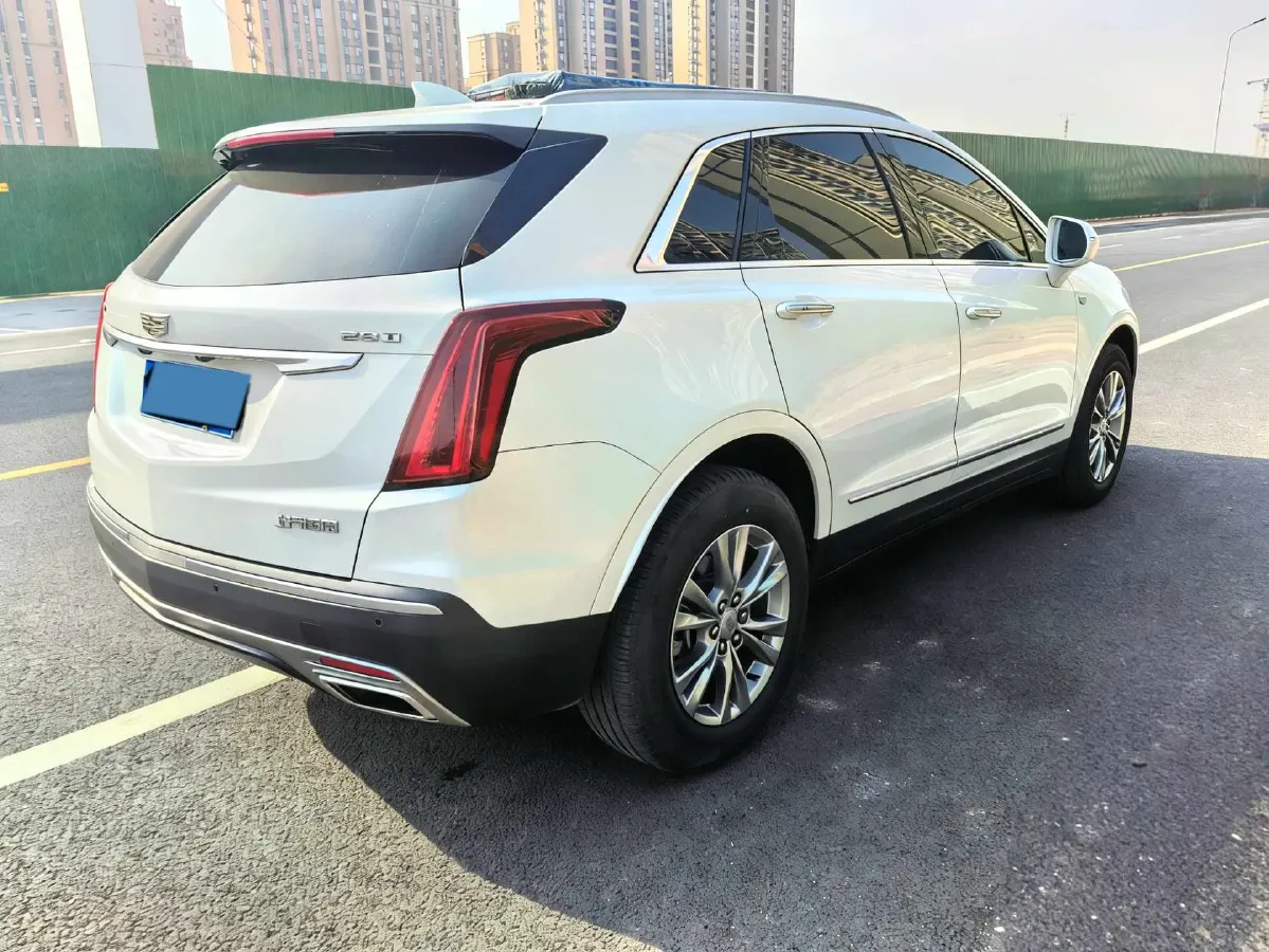 2020 Cadillac XT5 2.0T 237HP L4 9AT,autocango,china used car exporter,china ev exporter,chinese used car exporter,chinese used ev exporter