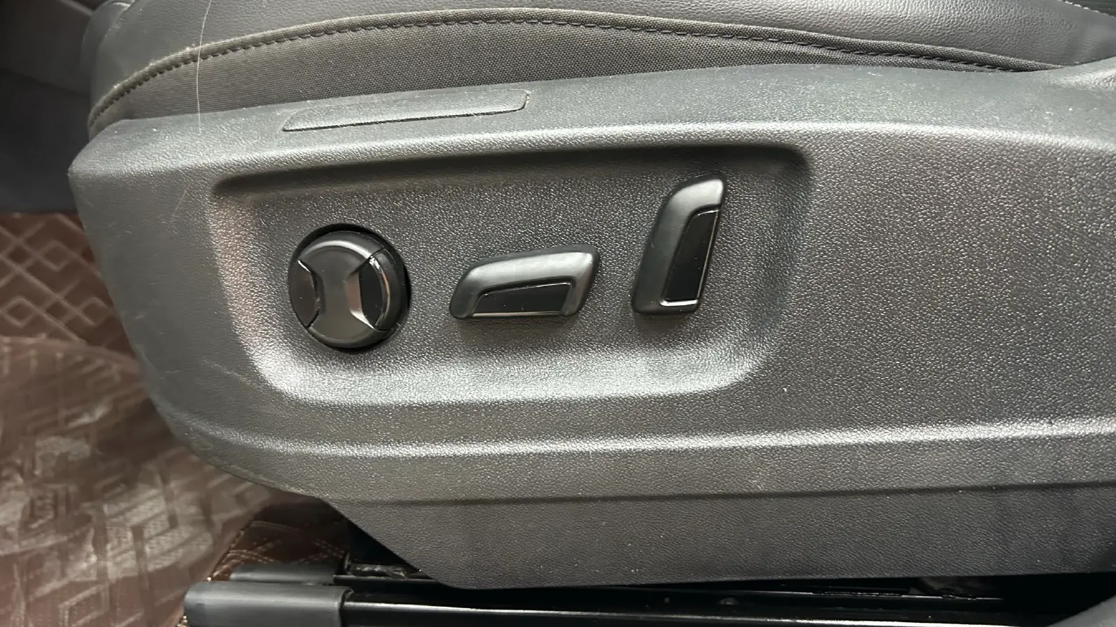 2021 Volkswagen Tharu 1.4T 150HP L4 7DCT,autocango,china used car exporter,china ev exporter,chinese used car exporter,chinese used ev exporter