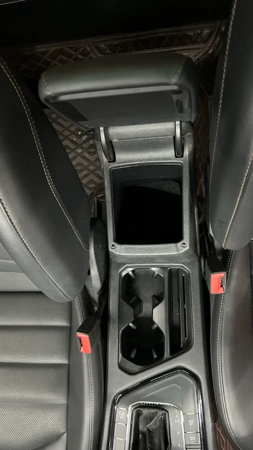 2021 Volkswagen Tharu 1.4T 150HP L4 7DCT,autocango,china used car exporter,china ev exporter,chinese used car exporter,chinese used ev exporter