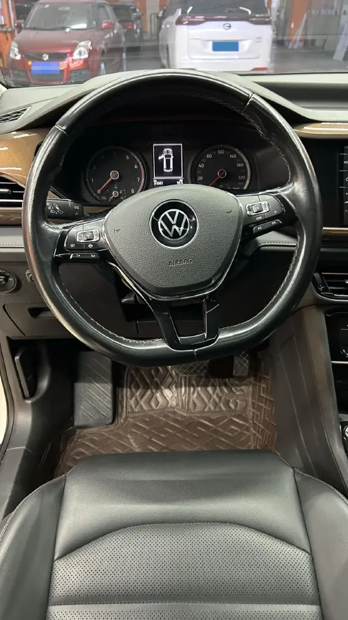 2021 Volkswagen Tharu 1.4T 150HP L4 7DCT,autocango,china used car exporter,china ev exporter,chinese used car exporter,chinese used ev exporter