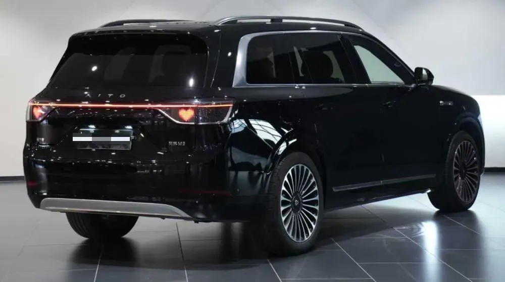 2024 AITO AITO M9 1.5T 152HP L4 REEV 42KWH,autocango,china used car exporter,china ev exporter,chinese used car exporter,chinese used ev exporter