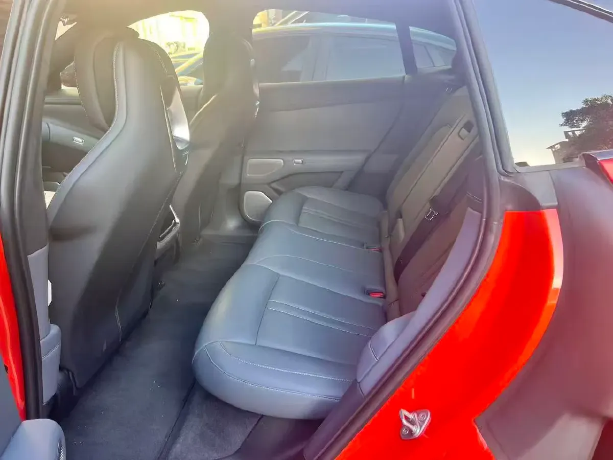 2025 MI YU7 BEV 101.7KWH,autocango,china used car exporter,china ev exporter,chinese used car exporter,chinese used ev exporter