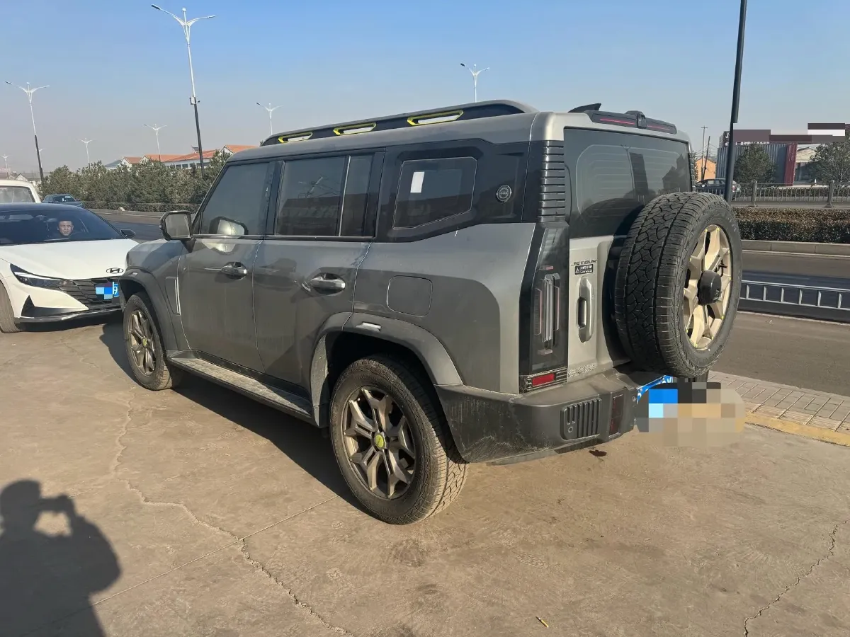 2024 Jetour Traveller 2.0T 254HP L4 7DCT,autocango,china used car exporter,china ev exporter,chinese used car exporter,chinese used ev exporter