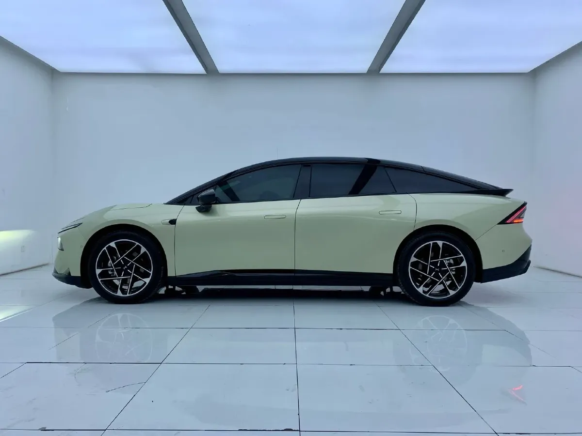 2024 Xpeng P7+ BEV 76.3KWH,autocango,china used car exporter,china ev exporter,chinese used car exporter,chinese used ev exporter