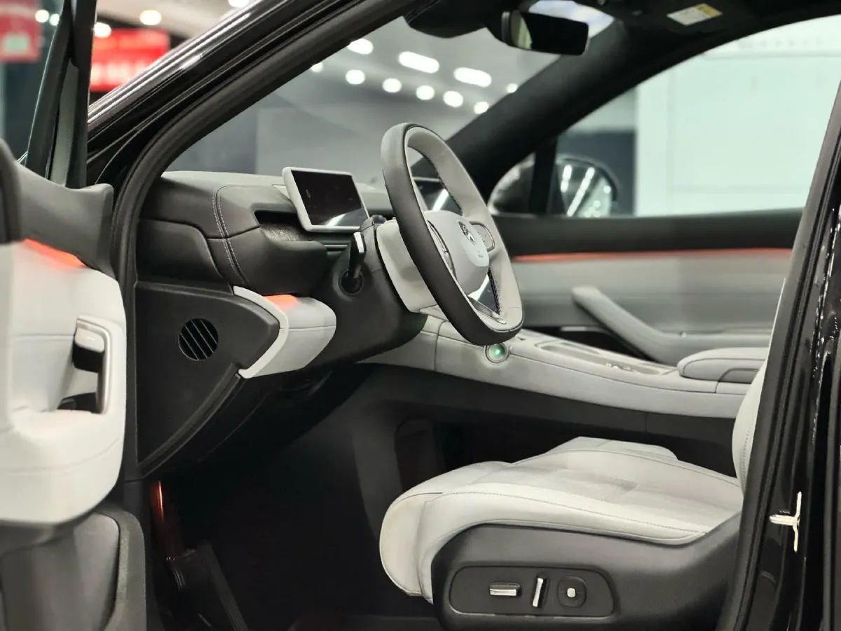 2023 NIO ES6 BEV 75KWH,autocango,china used car exporter,china ev exporter,chinese used car exporter,chinese used ev exporter