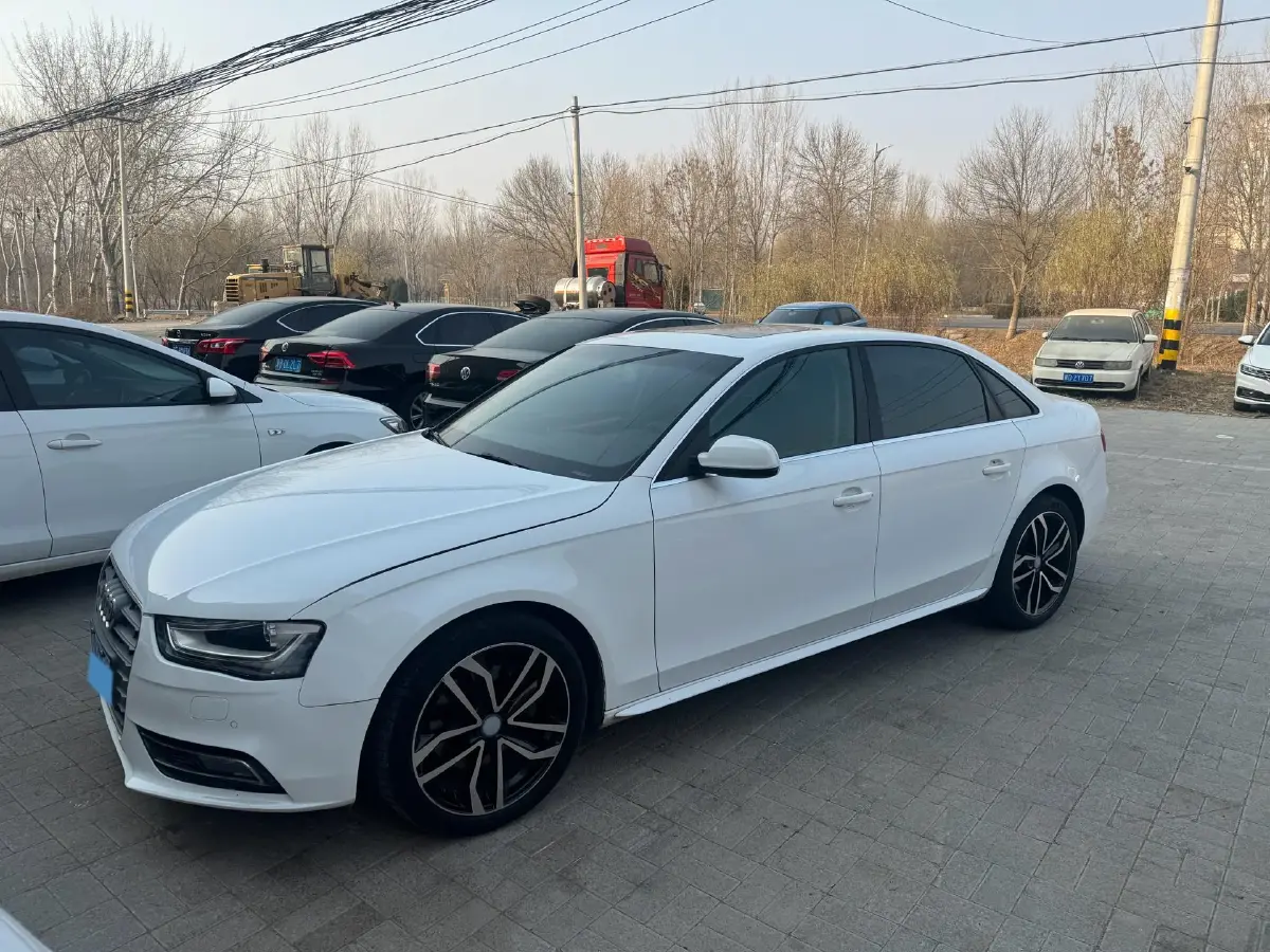 2015 Audi A4L 2.0T 180HP L4 CVT
