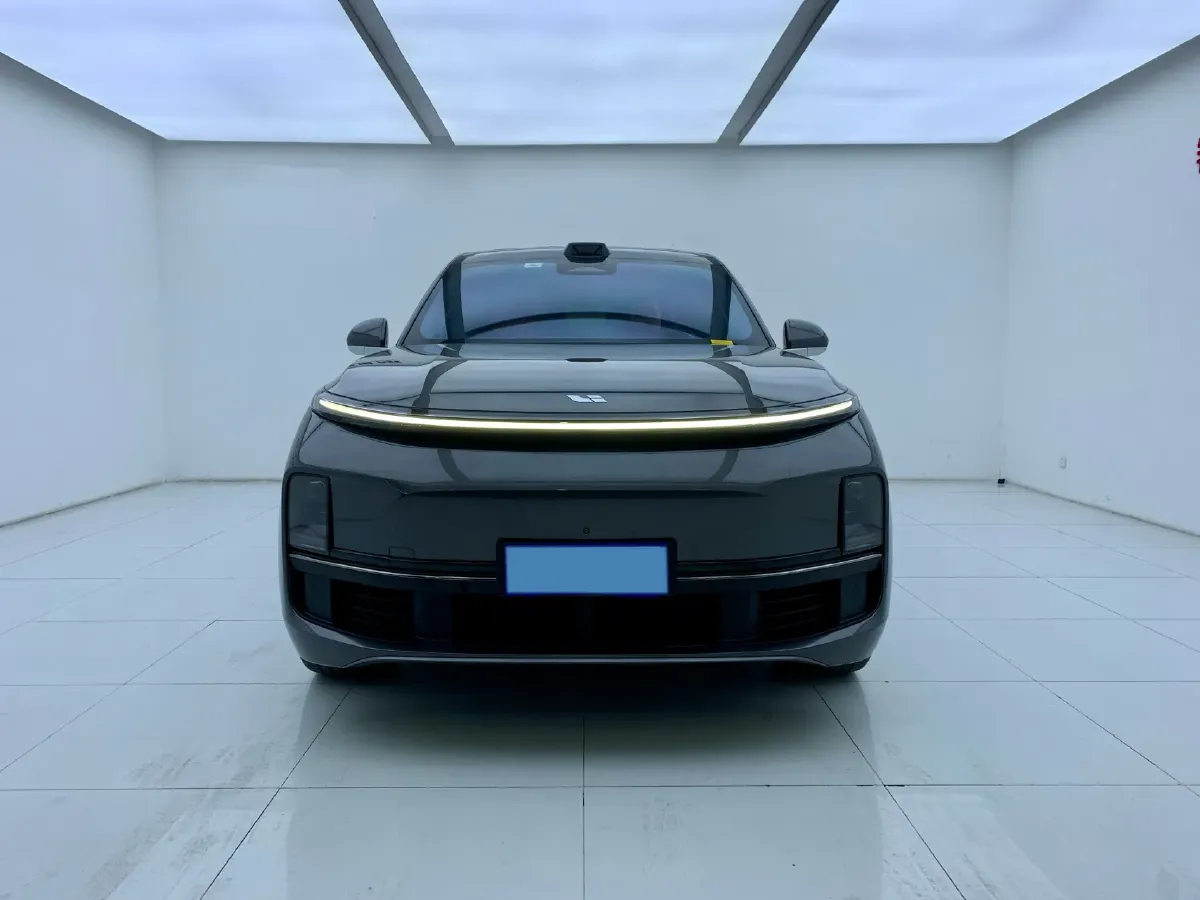 2022 Li L9 Range Extended 154HP REEV 42.6KWH,autocango,china used car exporter,china ev exporter,chinese used car exporter,chinese used ev exporter