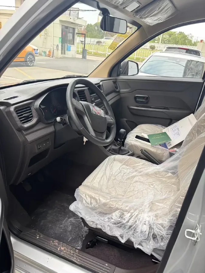 2022 JinBei Little Sea Lion X30 1.5L 102HP L4 5MT,autocango,china used car exporter,china ev exporter,chinese used car exporter,chinese used ev exporter