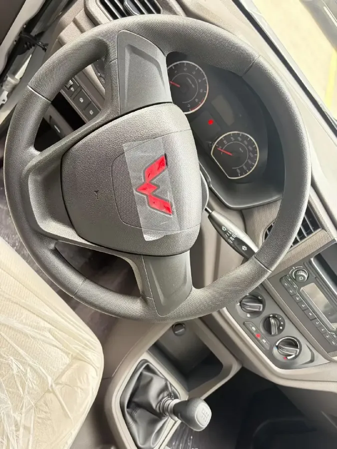 2022 JinBei Little Sea Lion X30 1.5L 102HP L4 5MT,autocango,china used car exporter,china ev exporter,chinese used car exporter,chinese used ev exporter