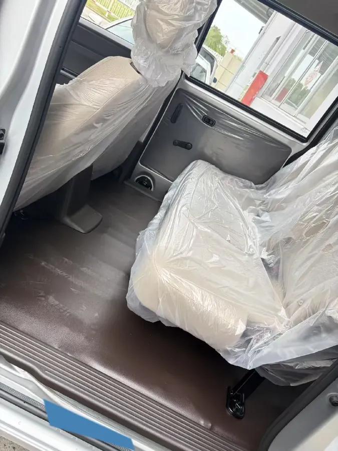 2022 JinBei Little Sea Lion X30 1.5L 102HP L4 5MT,autocango,china used car exporter,china ev exporter,chinese used car exporter,chinese used ev exporter