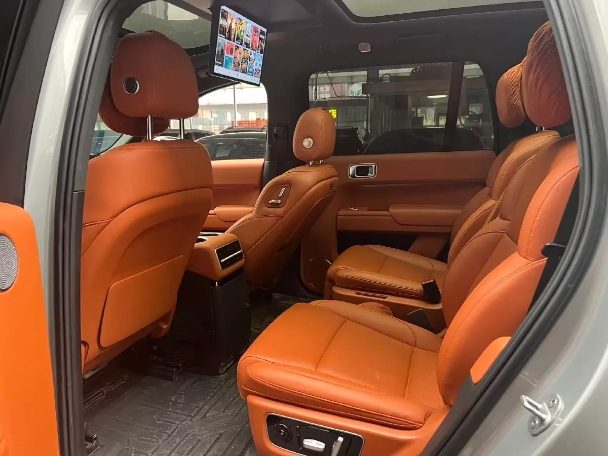 2022 Li L9 Range Extended 154HP REEV 42.6KWH,autocango,china used car exporter,china ev exporter,chinese used car exporter,chinese used ev exporter