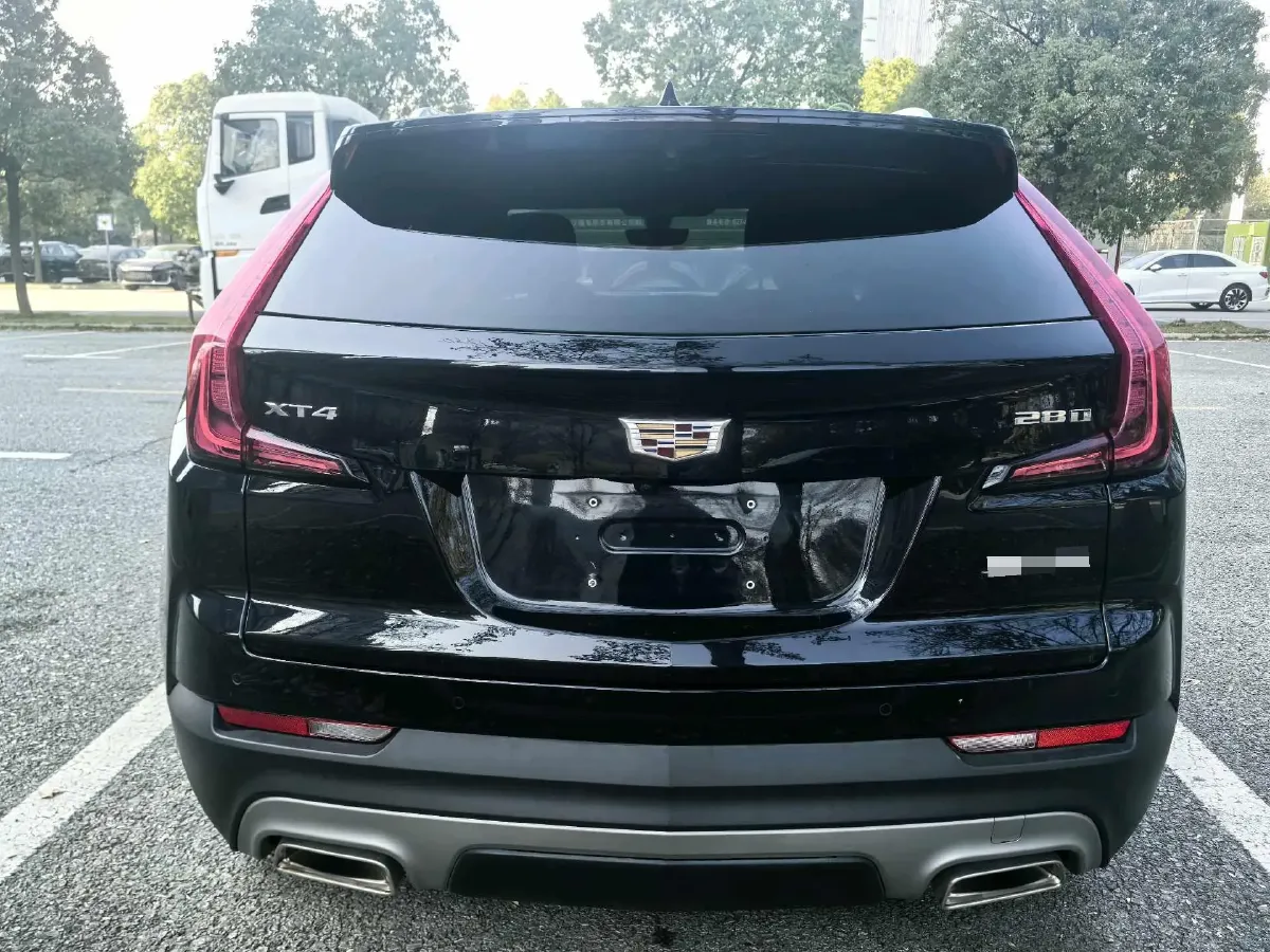 2020 Cadillac XT4 2.0T 241HP L4 9AT,autocango,china used car exporter,china ev exporter,chinese used car exporter,chinese used ev exporter