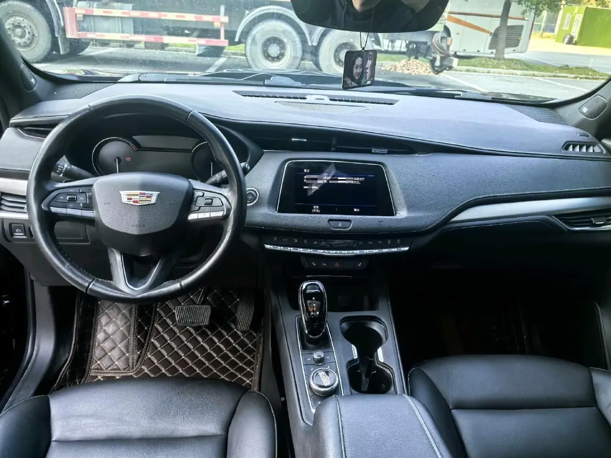 2020 Cadillac XT4 2.0T 241HP L4 9AT,autocango,china used car exporter,china ev exporter,chinese used car exporter,chinese used ev exporter