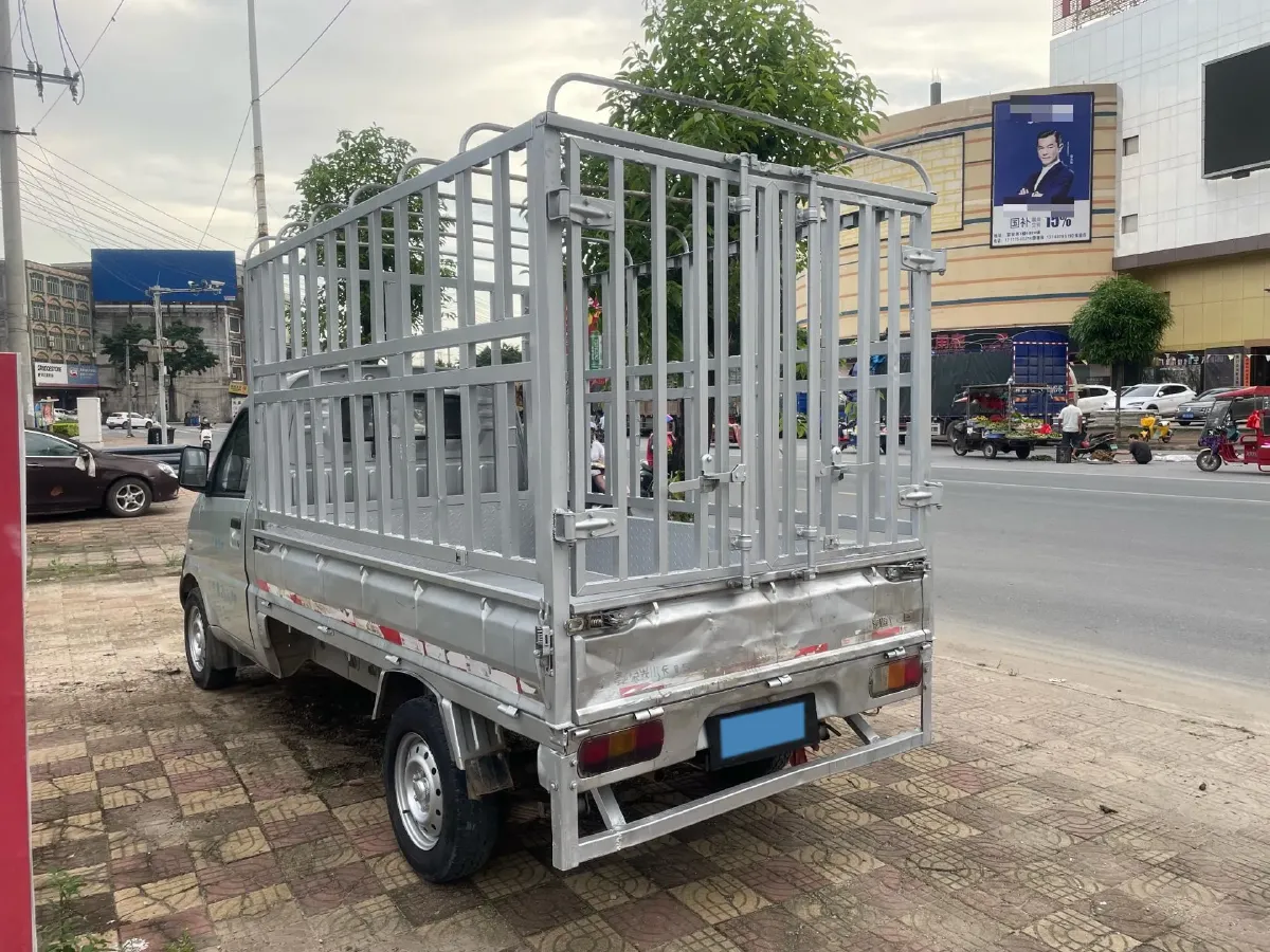 2021 WuLing RongGuang Mini Truck 1.5L 99HP L4 5MT,autocango,china used car exporter,china ev exporter,chinese used car exporter,chinese used ev exporter