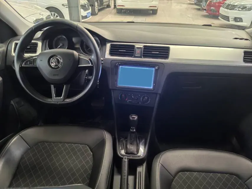 2018 Skoda Rapid Spaceback 1.6L 110HP L4 6AT,autocango,china used car exporter,china ev exporter,chinese used car exporter,chinese used ev exporter