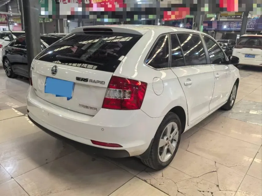 2018 Skoda Rapid Spaceback 1.6L 110HP L4 6AT,autocango,china used car exporter,china ev exporter,chinese used car exporter,chinese used ev exporter