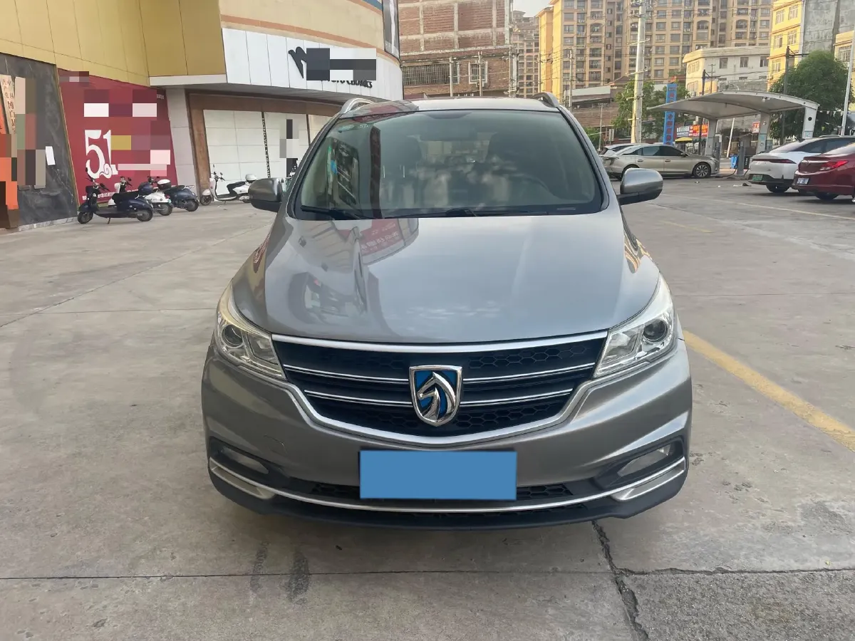 2016 BaoJun 730 1.5L 112HP L4 5MT,autocango,china used car exporter,china ev exporter,chinese used car exporter,chinese used ev exporter