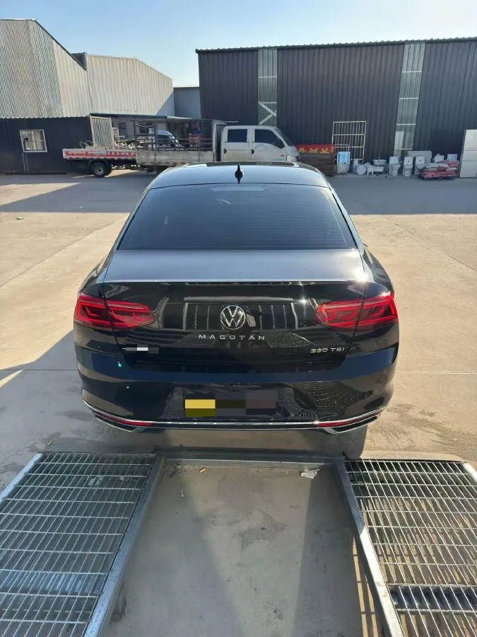 2020 Volkswagen Magotan 2.0T 186HP L4 7DCT,autocango,china used car exporter,china ev exporter,chinese used car exporter,chinese used ev exporter