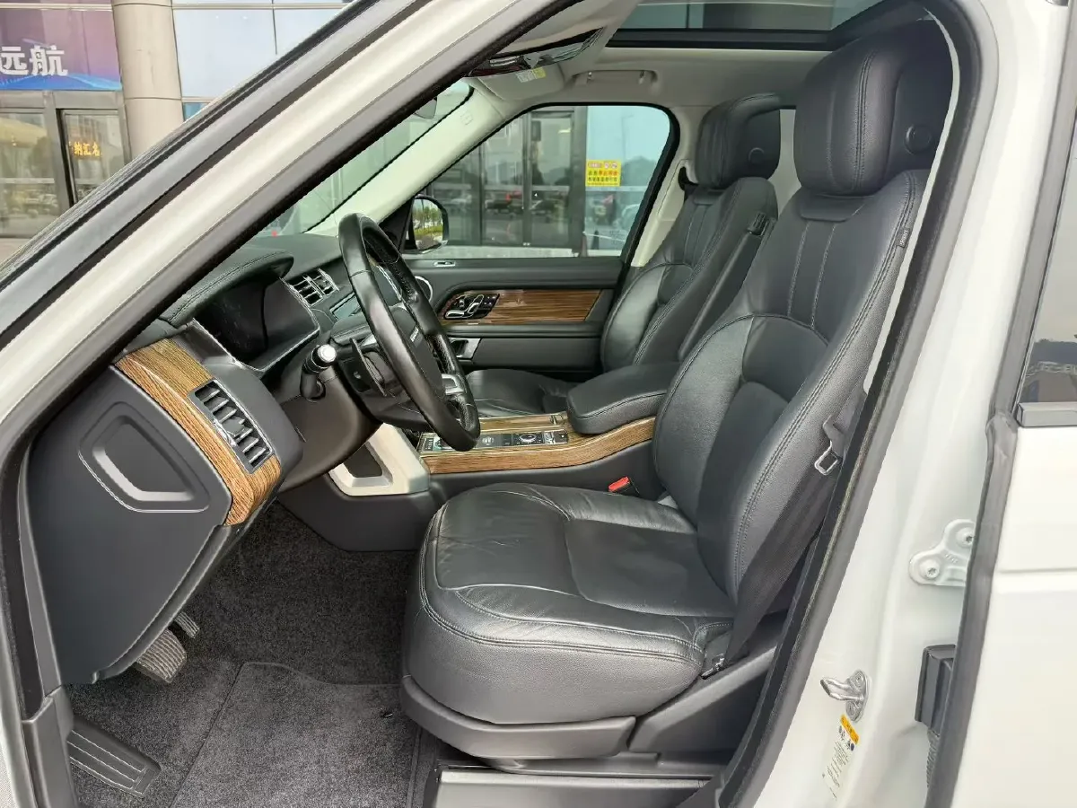 2018 Land Rover Range Rover 3.0T 340HP V6 8AT,autocango,china used car exporter,china ev exporter,chinese used car exporter,chinese used ev exporter