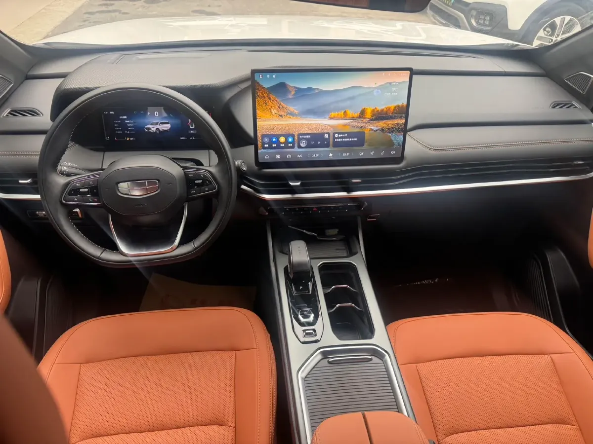 2024 Geely Okavango L 2.0T 218HP L4 7DCT,autocango,china used car exporter,china ev exporter,chinese used car exporter,chinese used ev exporter