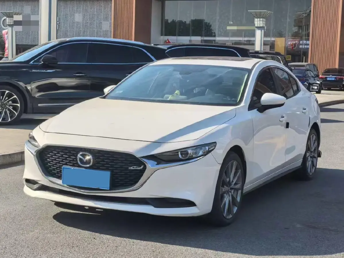 2021 Mazda 3 Axela 2.0L 158HP L4 6AT