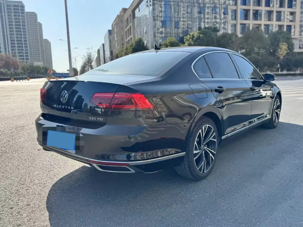 2020 Volkswagen Magotan 2.0T 186HP L4 7DCT,autocango,china used car exporter,china ev exporter,chinese used car exporter,chinese used ev exporter