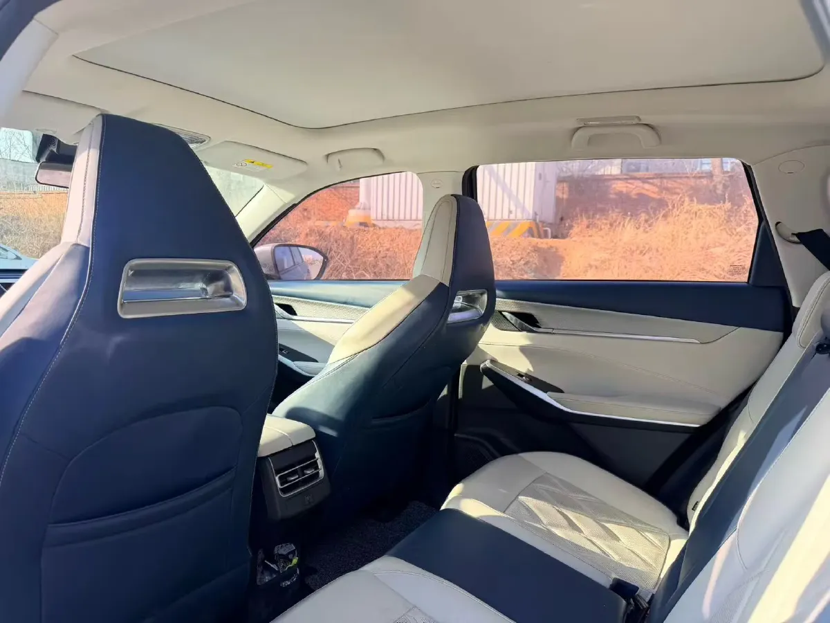 2022 ChangAn CS75 Plus 1.5T 178HP L4 6AT,autocango,china used car exporter,china ev exporter,chinese used car exporter,chinese used ev exporter