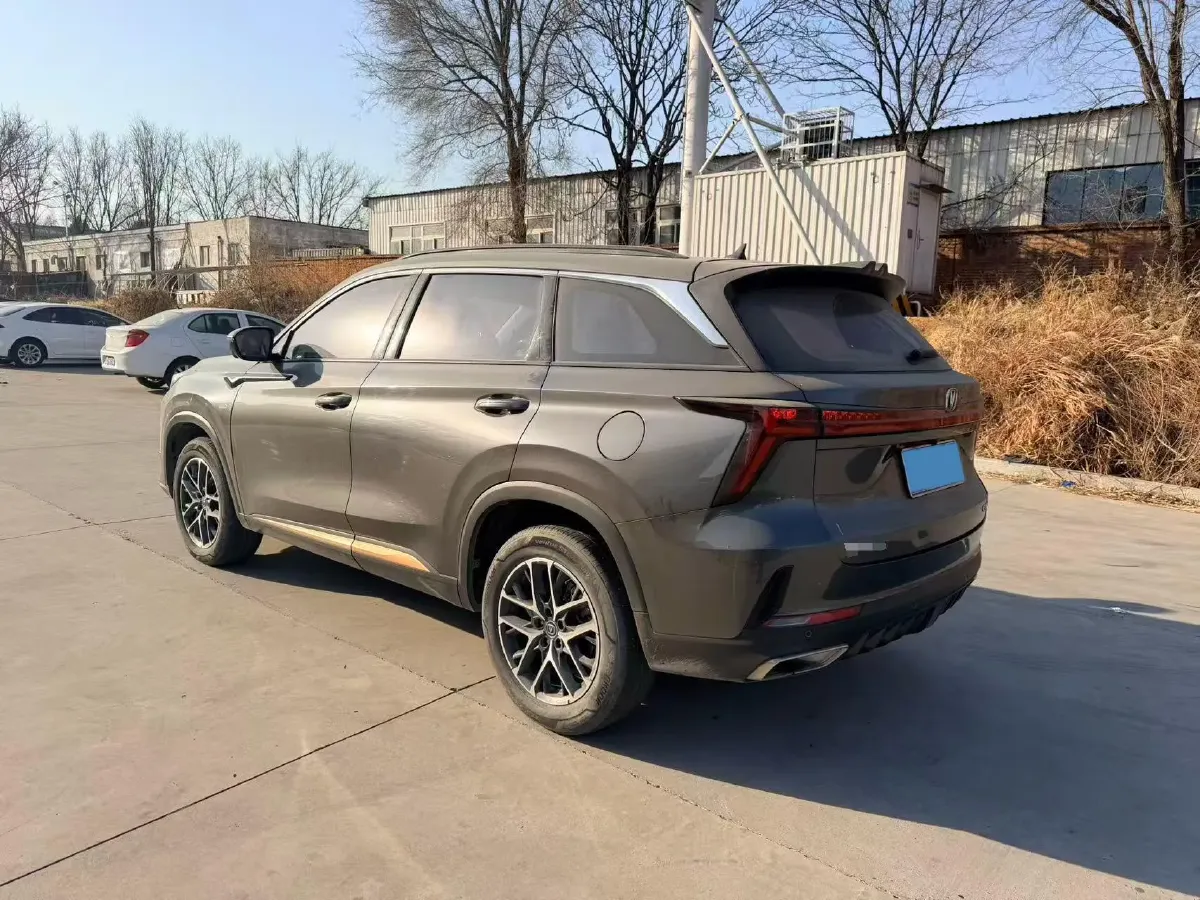 2022 ChangAn CS75 Plus 1.5T 178HP L4 6AT,autocango,china used car exporter,china ev exporter,chinese used car exporter,chinese used ev exporter