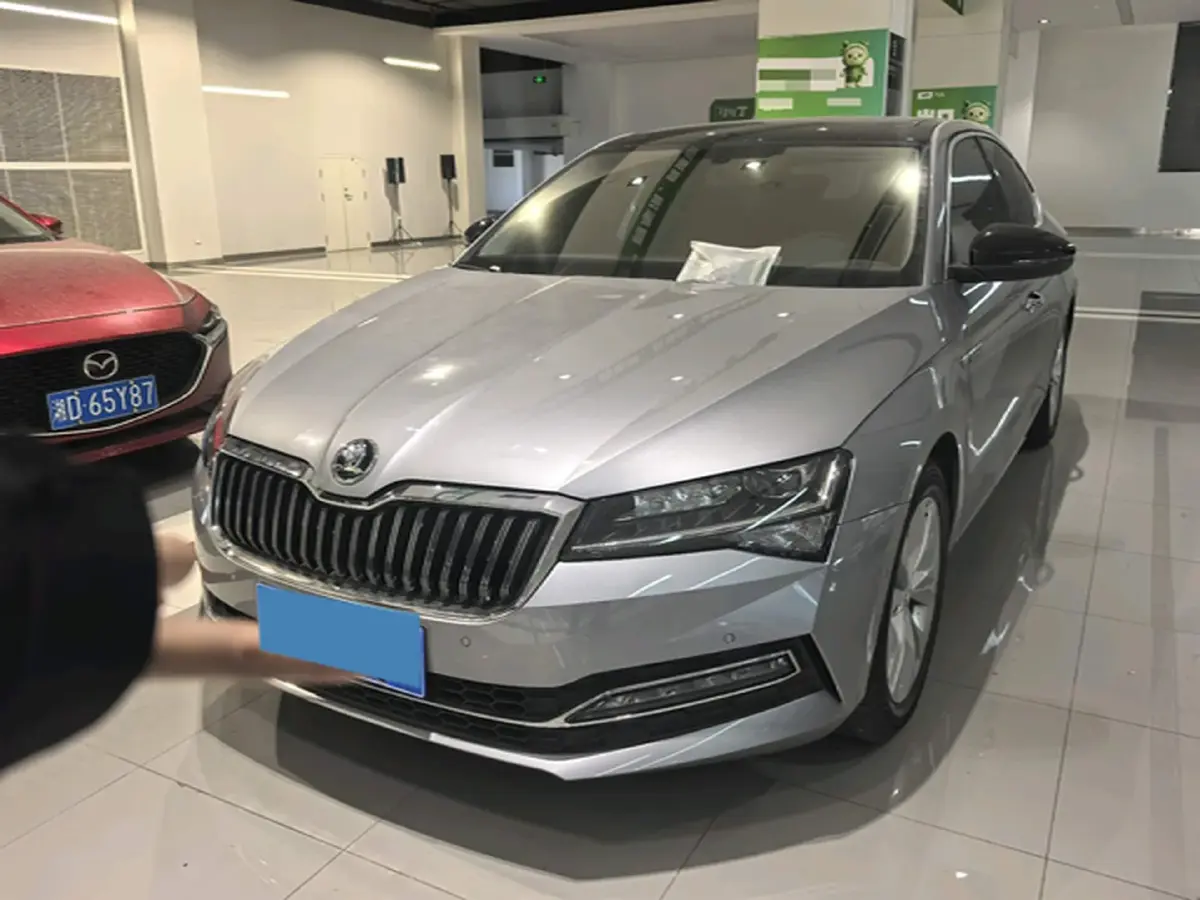 2021 Skoda Superb 1.4T 150HP L4 7DCT