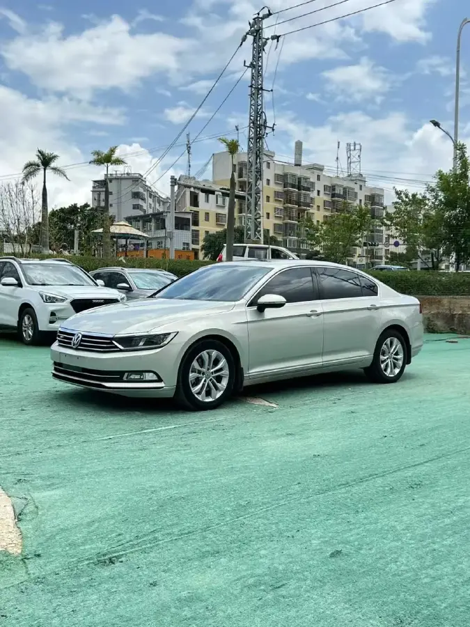 2018 Volkswagen Magotan 1.8T 180HP L4 7DCT