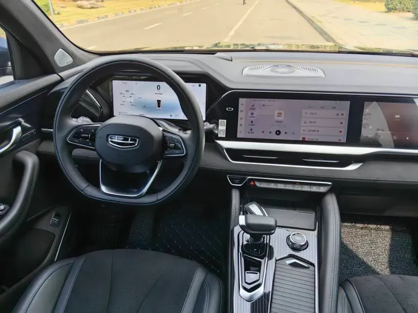 2024 Geely Monjaro 2.0T 238HP L4 8AT,autocango,china used car exporter,china ev exporter,chinese used car exporter,chinese used ev exporter