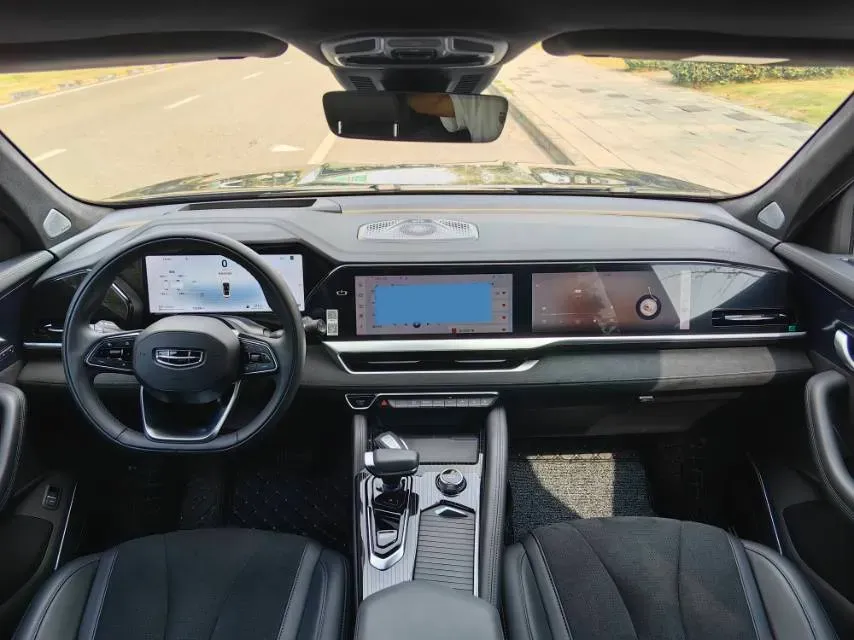 2024 Geely Monjaro 2.0T 238HP L4 8AT,autocango,china used car exporter,china ev exporter,chinese used car exporter,chinese used ev exporter