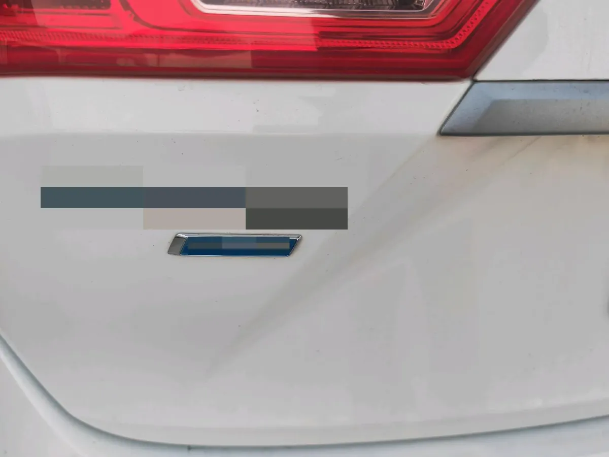 2018 BaoJun 530 1.5T 150HP L4 6MT,autocango,china used car exporter,china ev exporter,chinese used car exporter,chinese used ev exporter