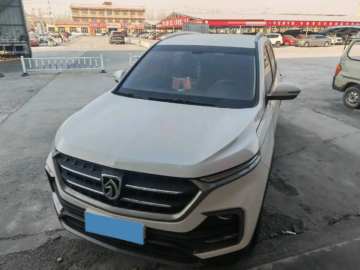 2018 BaoJun 530 1.5T 150HP L4 6MT
