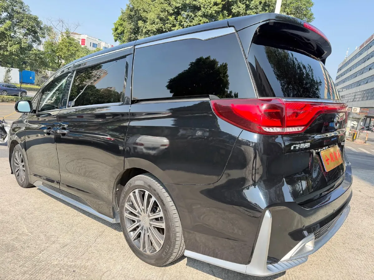 2021 GAC Trumpchi M8 2.0T 252HP L4 8AT,autocango,china used car exporter,china ev exporter,chinese used car exporter,chinese used ev exporter