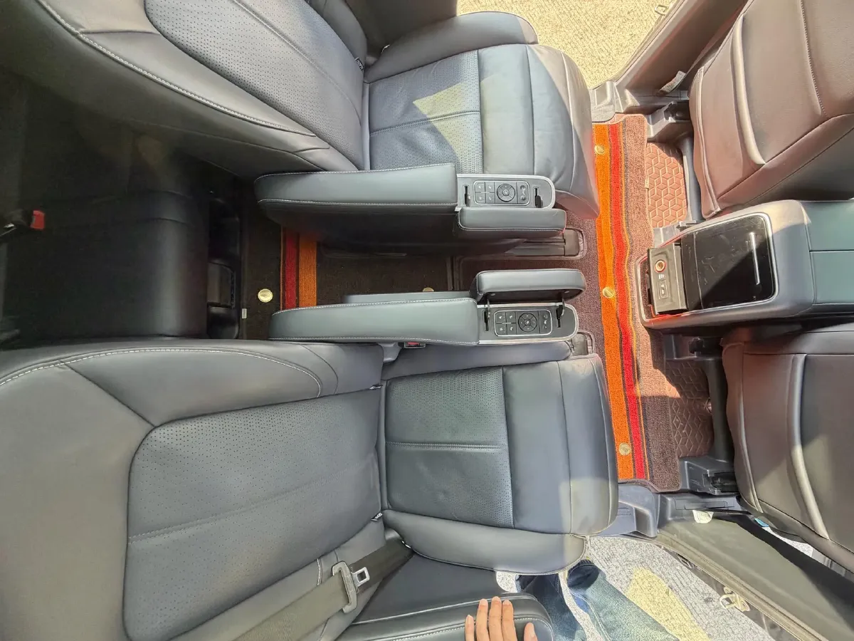 2021 GAC Trumpchi M8 2.0T 252HP L4 8AT,autocango,china used car exporter,china ev exporter,chinese used car exporter,chinese used ev exporter