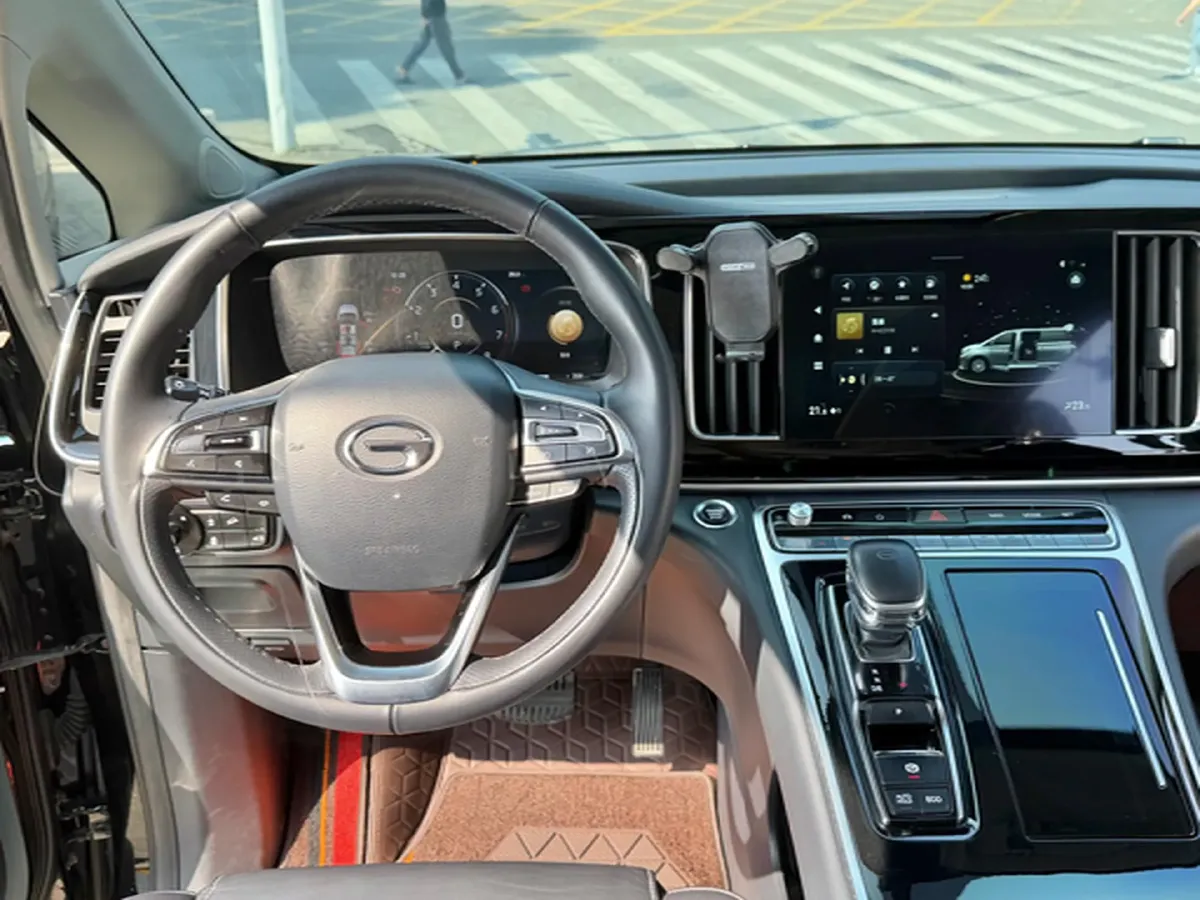 2021 GAC Trumpchi M8 2.0T 252HP L4 8AT,autocango,china used car exporter,china ev exporter,chinese used car exporter,chinese used ev exporter