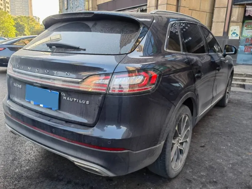 2021 Lincoln Nautilus 2.0T 245HP L4 8AT,autocango,china used car exporter,china ev exporter,chinese used car exporter,chinese used ev exporter