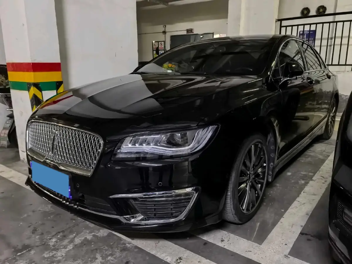 2018 Lincoln MKZ 2.0T 203HP L4 6AT