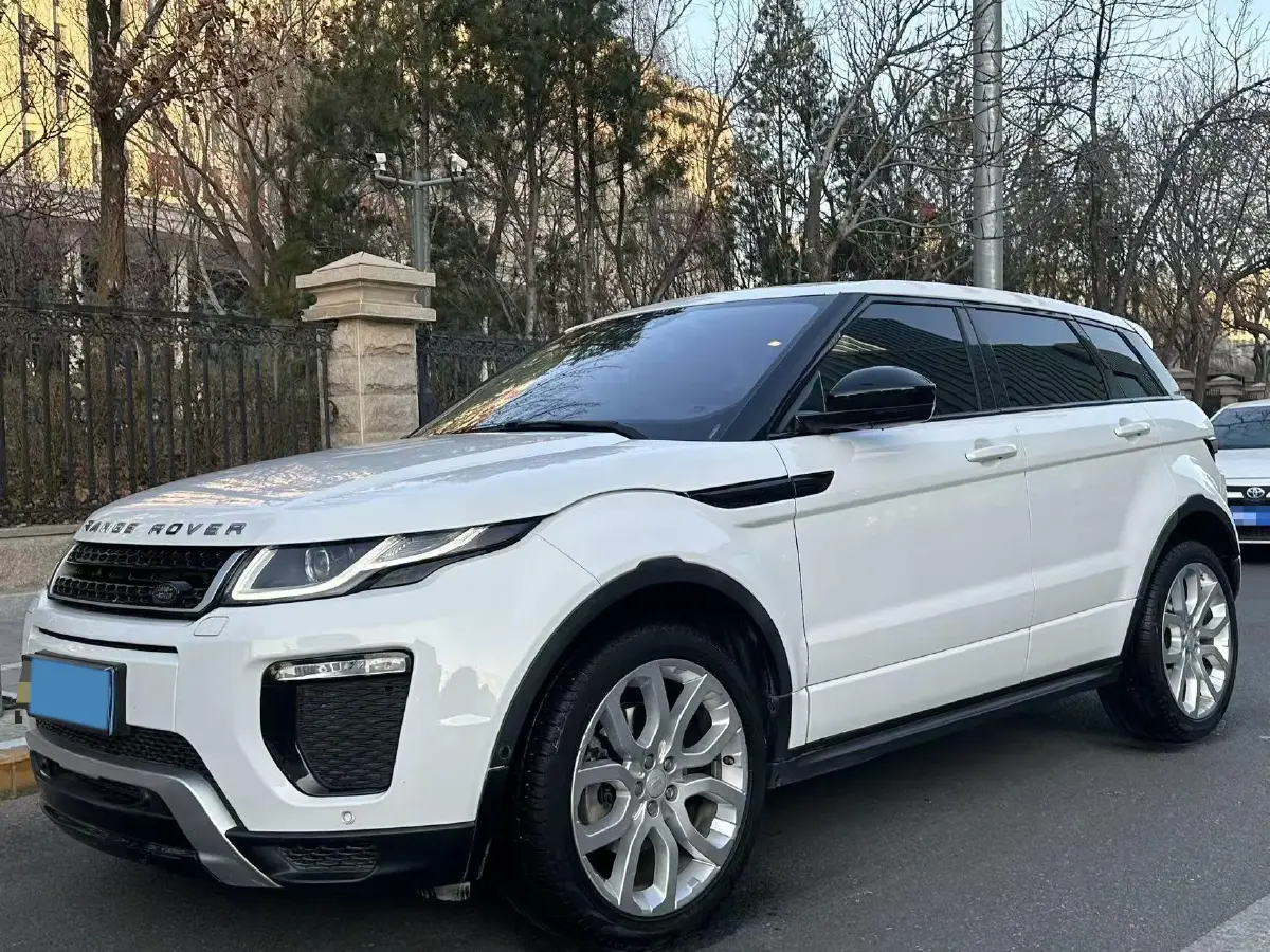 2018 Jaguar F-PACE 2.0T 250HP L4 8AT