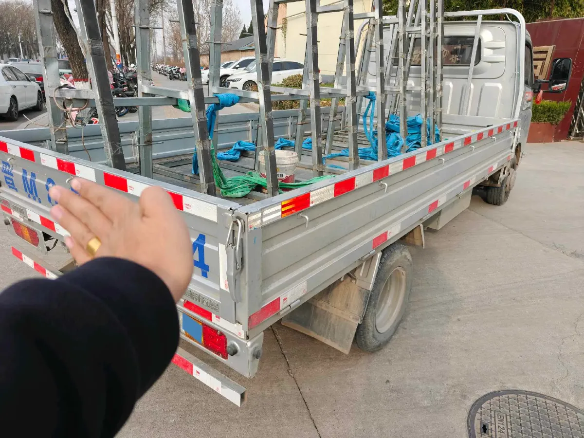 2023 WuLing Loong Truck 2.0L 136HP L4 5MT,autocango,china used car exporter,china ev exporter,chinese used car exporter,chinese used ev exporter