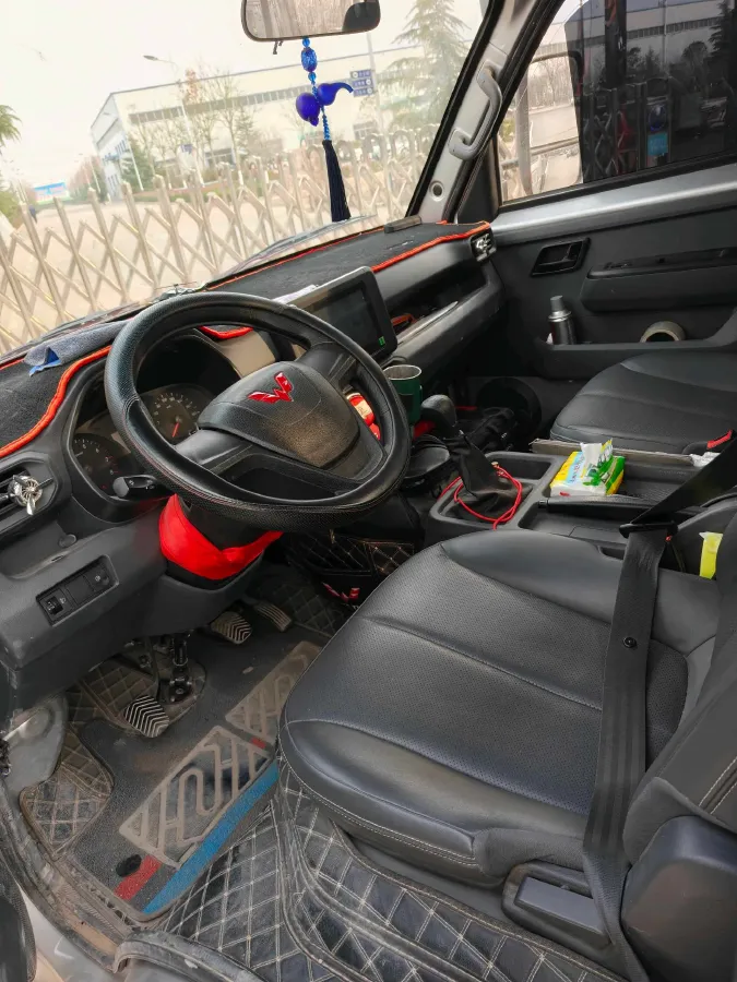 2023 WuLing Loong Truck 2.0L 136HP L4 5MT,autocango,china used car exporter,china ev exporter,chinese used car exporter,chinese used ev exporter