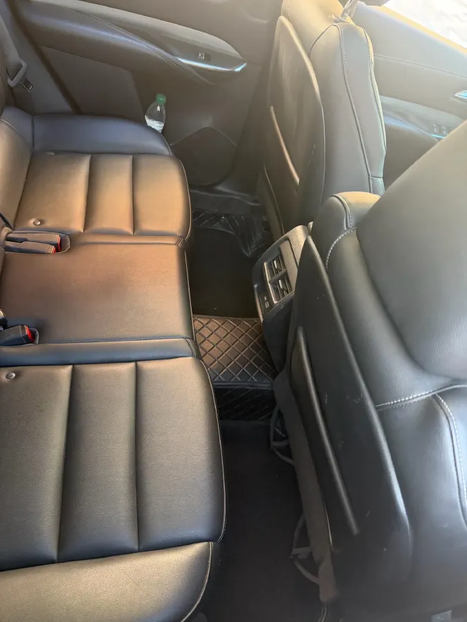 2021 Cadillac XT4 2.0T 237HP L4 9AT,autocango,china used car exporter,china ev exporter,chinese used car exporter,chinese used ev exporter