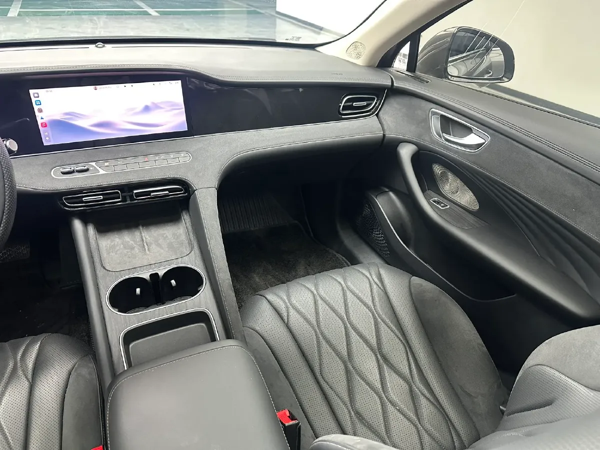 2023 Roewe D7 1.5L 112HP L4 1DHT PHEV 21.4KWH,autocango,china used car exporter,china ev exporter,chinese used car exporter,chinese used ev exporter