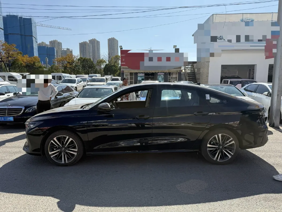 2023 Chery Arrizo 8 2.0T 254HP L4 7DCT,autocango,china used car exporter,china ev exporter,chinese used car exporter,chinese used ev exporter