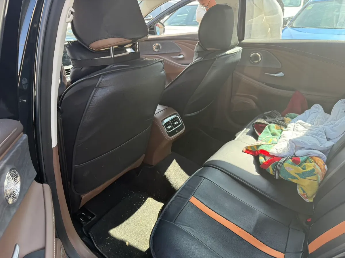 2023 Chery Arrizo 8 2.0T 254HP L4 7DCT,autocango,china used car exporter,china ev exporter,chinese used car exporter,chinese used ev exporter