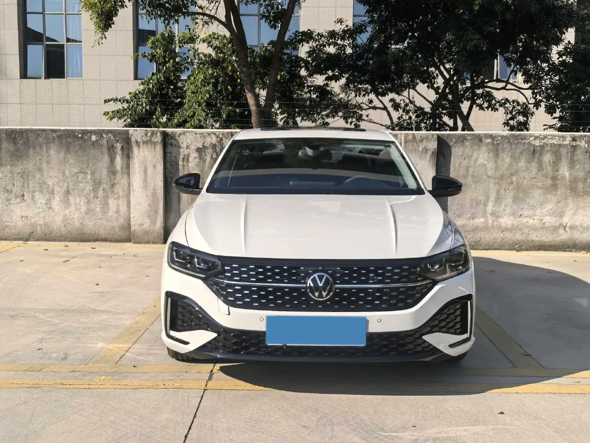 2024 Volkswagen Lavida 1.5T 160HP L4 7DCT,autocango,china used car exporter,china ev exporter,chinese used car exporter,chinese used ev exporter