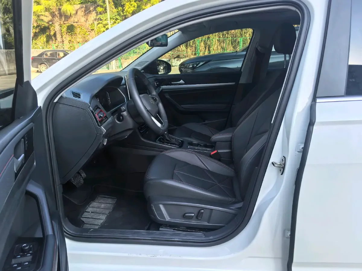 2024 Volkswagen Lavida 1.5T 160HP L4 7DCT,autocango,china used car exporter,china ev exporter,chinese used car exporter,chinese used ev exporter