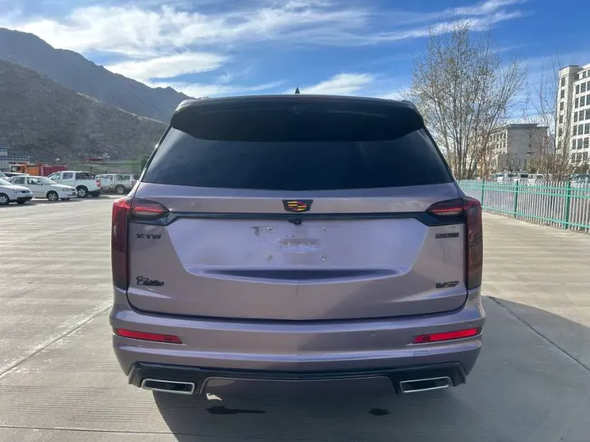2022 Cadillac XT6 2.0T 237HP L4 9AT,autocango,china used car exporter,china ev exporter,chinese used car exporter,chinese used ev exporter